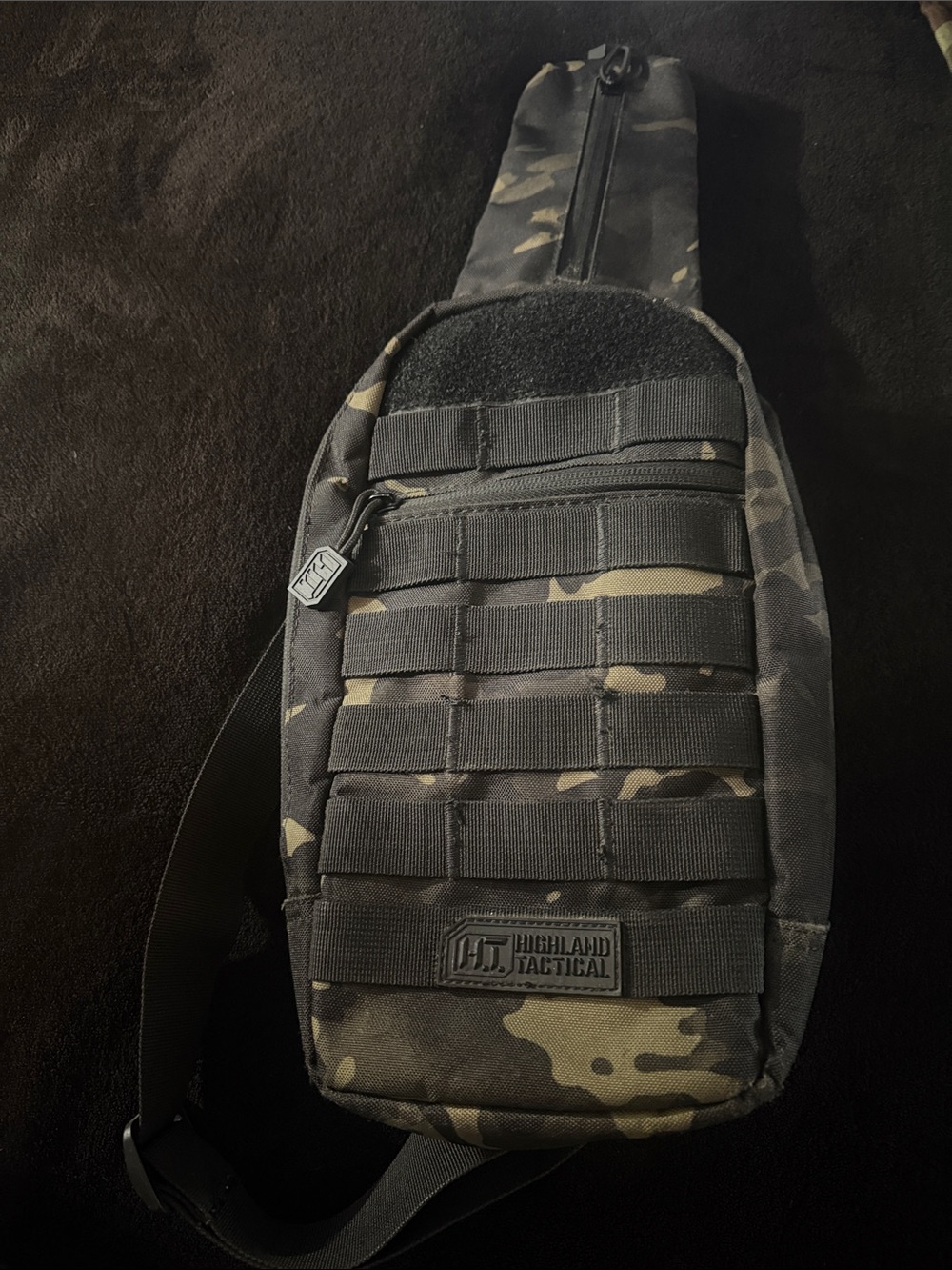 HT highland tactical Men's Black Multicam Sling Bag